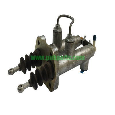 81869963 81866911 F0NN2140AD Massey Ferguson   tractor parts MASTER CYLINDER Tractor Agricuatural Machinery